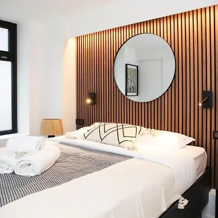 Appartamento De Caractere Aux Portes Du Marais - 4p